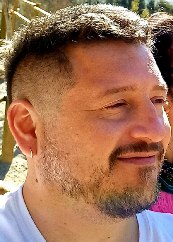 Juan Pablo Astudillo, profesor de segundo ciclo de Artes, Música y Tecnología Juan Pablo Astudillo, profesor de segundo ciclo de Artes, Música y Tecnología