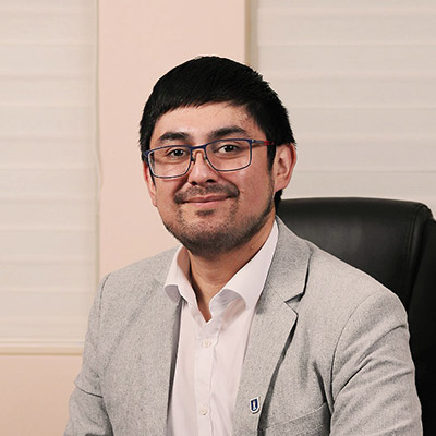Francisco Manqui, director del Liceo People Help People Francisco Manqui, director del Liceo People Help People