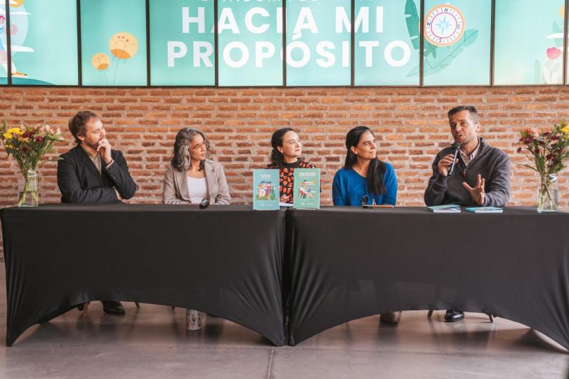 Lanzamiento "Bitácoras de Viaje"