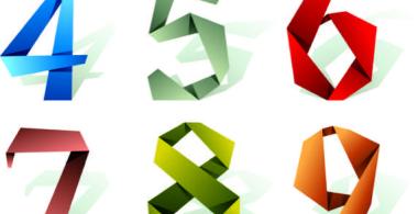 La imagen muestra numeros de papel de colores